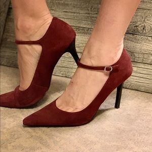 Ralph Lauren suede pumps